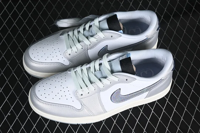 All Categories Air Jordan Jordan Series Basketball Shoes Air Jordan 1 Low Air Jordan 1 Low OG AJ1 Joe 1 Year of the Snake Limited Silver Snake Low-top Retro Basketball Shoes HF3144-100